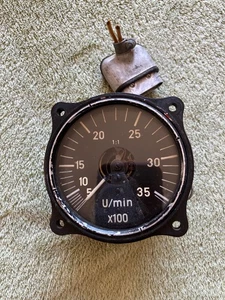 Used WWII? German electric airplane tachometer - Picture 1 of 7