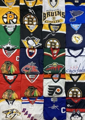 Camiseta de hockey de la NHL JUVENIL talla lote de 20 tallas mixtas Bruins Rangers Blackhawks Foto 1 de 4
