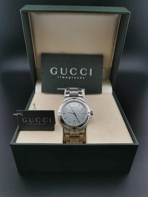 GUCCI 9040M acero inoxidable reloj de cuarzo esfera plateada fecha Swiss Made... - Imagen 1 de 4