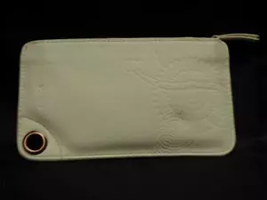 Woodwind Reeds Case. White Synthetic Leather. Pink Lined Inner. Clip On Strap. - Picture 1 of 1