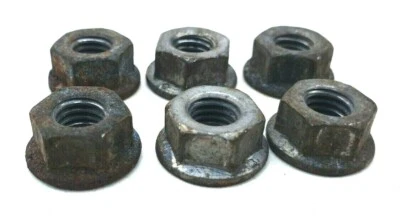 Juego de tuercas de tachuelas colector de cabezal de escape Triumph Trident 900 Sprint 1995 Foto 1 de 4