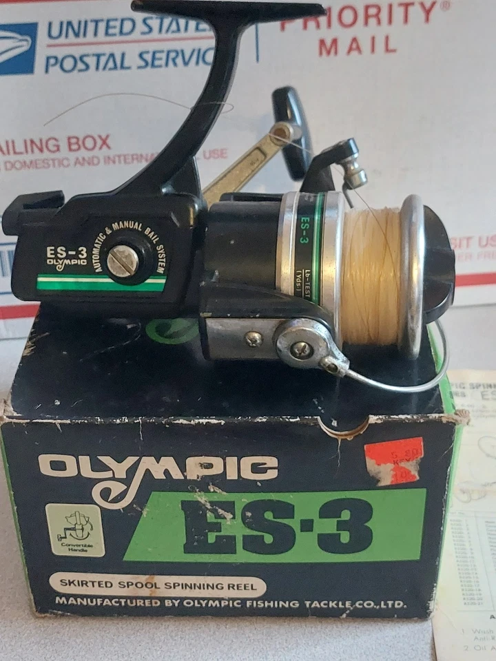 Carrete de pesca japonés Olympic ES-3 de colección con caja y folleto Foto 1 de 4