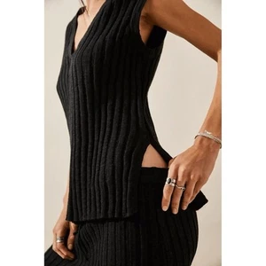 Free People Beach Veda Sweater Vest VGUC Sz Medium - Picture 1 of 4