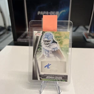 Joshua Ezeugdu 2022 SAGE Autografi Autografi Nero Auto A-JE2 North Carolina Tacchi Catrame - Foto 1 di 3