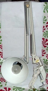 LEDU 1960ERer Jahre Gelenkarbeit, Schreibtischbeleuchtung. Von Ledu Lamp Corp Norwalk, CT schön! - Bild 1 von 4