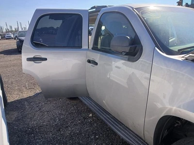 Passenger Front Door Thru 11/14/10 Fits 07-11 AVALANCHE 1500 1349508 Foto 1 de 4