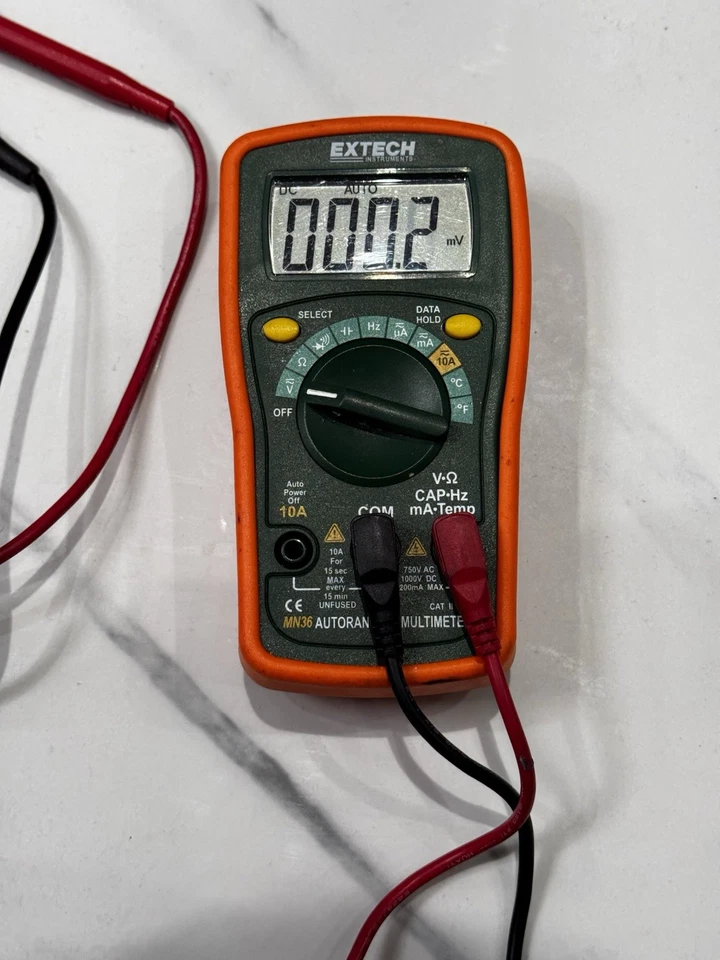 EXTECH MN36 Digital Multimeter VDC: 400m/4/40/400/600V - Image 1 of 4