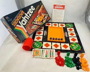 1991 Showdown Yahtzee Game by Milton Bradley Complete in Great Cond FREE SHIP - Picture 1 of 7