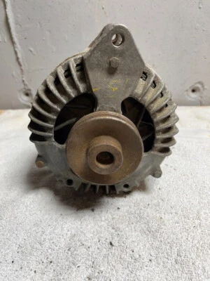 Alternador Mopar de fábrica 2098835 1966 Dodge Plymouth Chrysler Foto 1 de 4