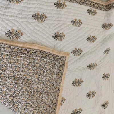 Colcha de algodón reversible Razai Kantha con estampado floral indio Jaipuri Razai Foto 1 de 4