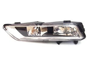 Neuf VW Passat B7 2011-2014 Pare Choc Avant Phare Antibrouillard Feu Anti Gauche - Picture 1 of 2