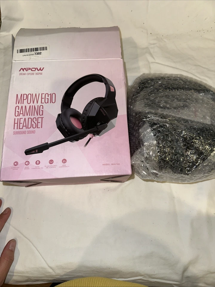 EG10 Gaming Headset for PS4, PC, Xbox One , Wired Gaming Headphones with 3D New - Image 1 of 4