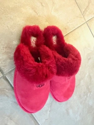 UGG Acogedora Zapatilla Mujer Piel de Oveja Forrada 1126730 Talla 7 ROJA Foto 1 de 4