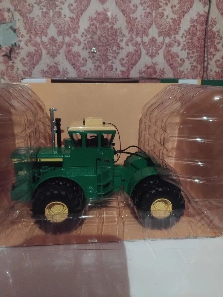 tracteur miniatures johndeere wa.17   prestige  1/32 neuf   - Photo 1/4