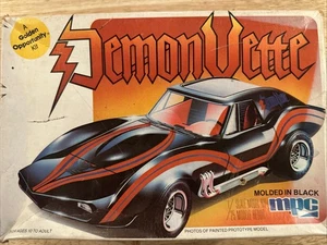VINTAGE 1982 MPC DEMON VETTE 1:25 Scale Model Corvette -Open Box Special! - Picture 1 of 7