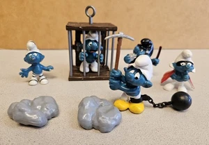 Konvolut 5 Schleich Peyo SCHLÜMPFE Gefängnis GEFÄNGNISKÄFIG Polizei Einbrecher Figuren ANSEHEN - Bild 1 von 6