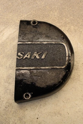 KAWASAKI F11 F11M 1973-1975 CUBIERTA BOMBA ACEITE MOTOR OEM 14030-035-21 Foto 1 de 4