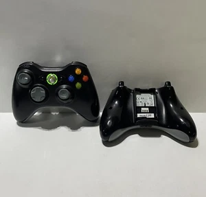 Official Xbox 360 OEM Wireless Controllers Black UNTESTED SET OF 2! - Picture 1 of 8