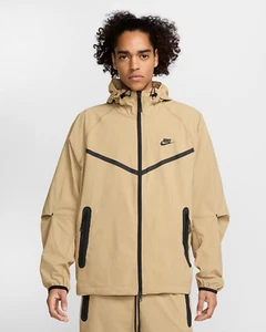 NWT $130 Nike Tech Men's Woven Jacket in Parachute Beige Sz Medium #HM7151 - Picture 1 of 12