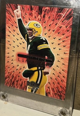 Tarjeta de fútbol americano Brett Favre 1999 Skybox Metal Universe Linchpins #5. RARO.  Foto 1 de 3