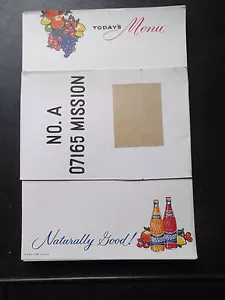 Hojas de menú vintage de Mission Soda década de 1960 - Imagen 1 de 2