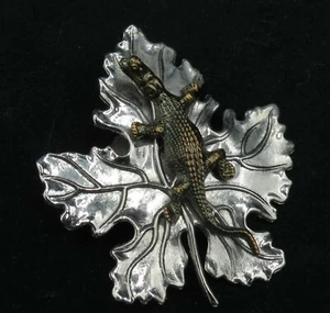 Sylvia Dahl Alligator On Maple Leaf Hair/ Scarf Clip Signed MINT! - Picture 1 of 2