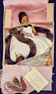 Madame Alexander ""Cafe Rose Cissette"" #22203, neu im Karton - Bild 1 von 4