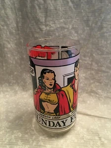 Terry and the Pirates. Glass tumbler. Milton Caniff. The Sunday Funnies. - Picture 1 of 4