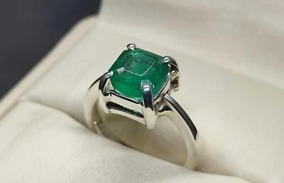 Natural 2 Ct Clean Green Emerald Sterling Silver 925 Handmade Women Elegant Ring - Image 1 of 4