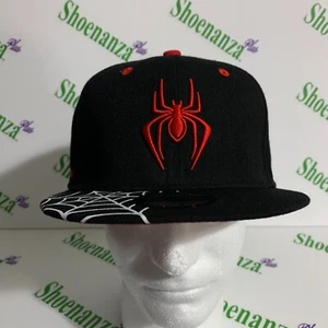 Cappello copricapo classico aderente Spider-Man nel Spiderverse Marvel berretto 7 3/8 - Foto 1 di 7