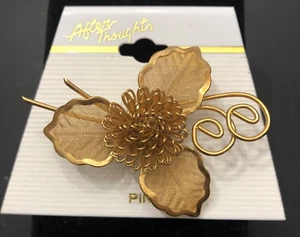 Vintage Filigree Flower Brooch Gold Tone Brooch ~Made In Korea - Picture 1 of 5