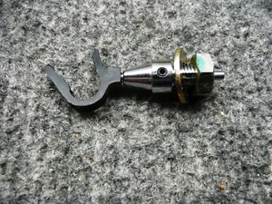 Yamaha YP-701 Tonearm Rest - Complete - Picture 1 of 2