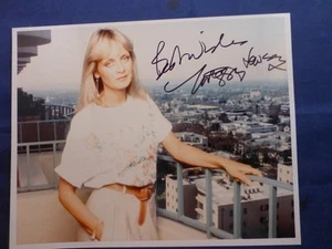 Lesley Lawson "Twiggy" Signed 8 x 10 Color Photo with COA - Imagen 1 de 2
