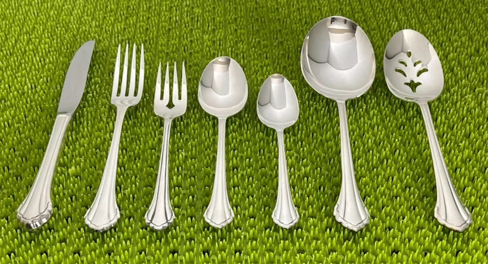 Oneida Community Silver CLARETTE Silverplate Silverware Flatware CHOICE A61VG - Image 1 of 1