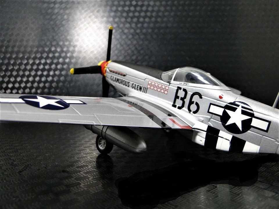 WW2 Plane Metal1 48Model Airplane2Fighter17Built51Armour4Bomber18b f p - Image 1 of 4