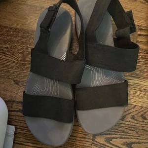 Clarks Women's Comfort Sandals Black Material Adjustable Strap Size 9 - Picture 1 of 11