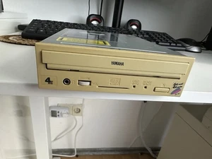 YAMAHA CDR400t CD-R/RW SCSI RETRO LAUFWERK BRENNER - Bild 1 von 2