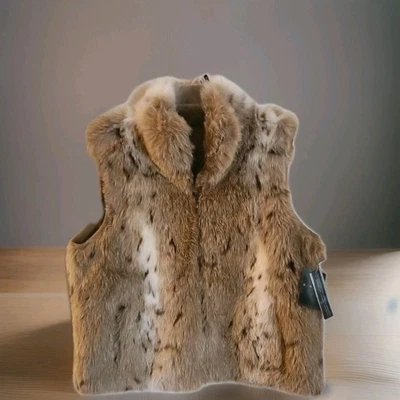 ☆NEW☆ WOMEN'S Giacca Reversible Soft Faux Lynx Fur Vest Size L Full Zip Pockets  - Image 1 of 4