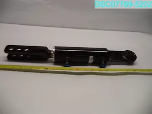 26 12 22 MTR 258 HYDRAULIC SIDE LINK 2.35 OD x 15.5" retract x1.10 Rod BallStuck - Foto 1 di 8
