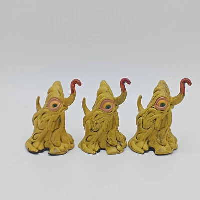 D&D Miniature Yochlol Tempter - #40 - Lot of 3 - Dungeons & Dragons - Image 1 of 4