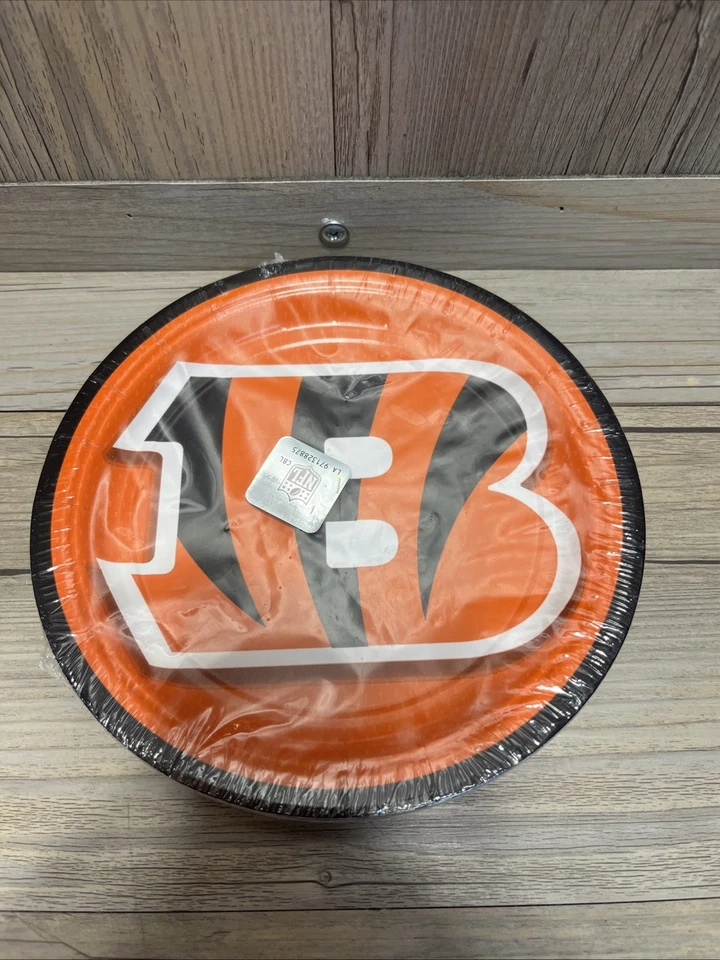 Cincinnati Bengals NFL Football Party 7” Dessert Plates Orange 18ct Tailgate - Image 1 of 2