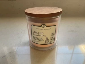 Chesapeake Bay Soy Wax Candle 3 Wick Orchid Jasmine Bergamot Scented 14 Oz. - Picture 1 of 3