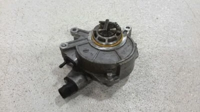 二手真空泵 适合:2014 Bmw 750I 4.4L 双涡轮 A 级 — 第 1/4 张图片