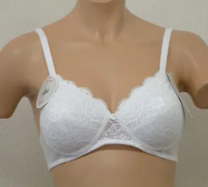 TRIUMPH AMOURETTE 300 P, FULL CUP, NON-WIRED, LACE, THICK PADDED BRA, WHITE - Picture 1 of 4