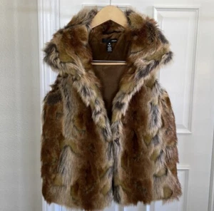 Aqua faux fur vest size S - Picture 1 of 3