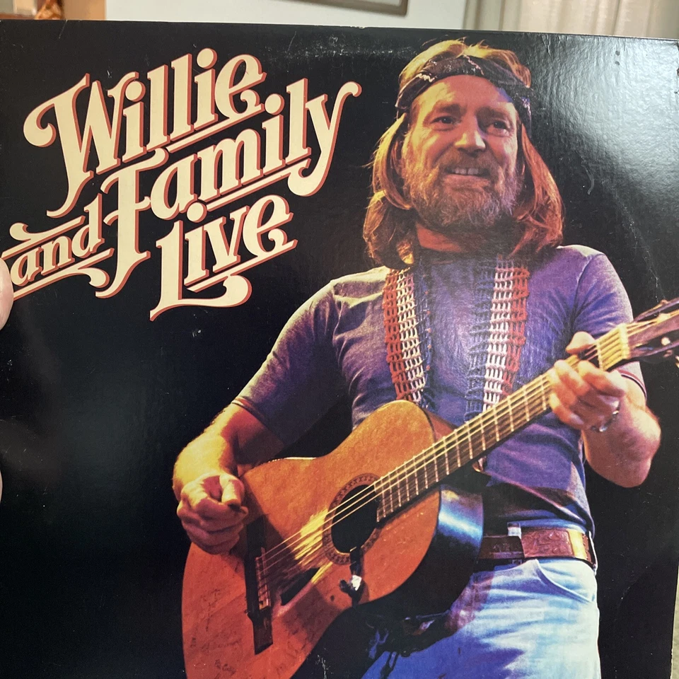 willie and family live lp Willie Nelson 2 Lp Columbia KC2 35642 1978 - Image 1 of 1