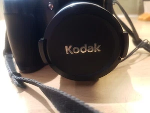 Kodak Easy share ZD710 10x Zoom Black Camera 7.1 Megapixels - Picture 1 of 5