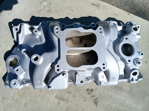 "Bowtie GM Performance" ZZ4 SBC Chevy Aluminum Intake Manifold 55-86 #10185063 - Photo 1/5