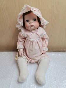 Botas Artesanales Tyner Reproducción Muñeca de Porcelana Pesada Azúcar Ciruela - Imagen 1 de 9