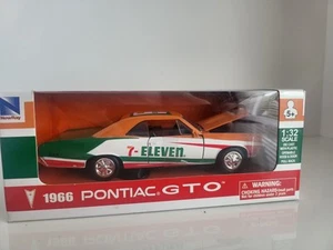 NEW RAY 1:32 SCALE 1966 PONTIAC GTO CAR, 7-ELEVEN SPONSOR - Picture 1 of 8